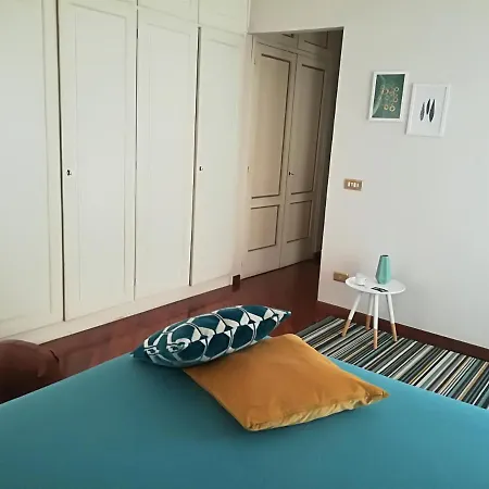 Alojamento de Acomodação e Pequeno-almoço Otto B&B Napoli Nápoles