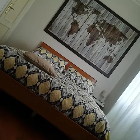 Alojamento de Acomodação e Pequeno-almoço Otto B&B Napoli Nápoles